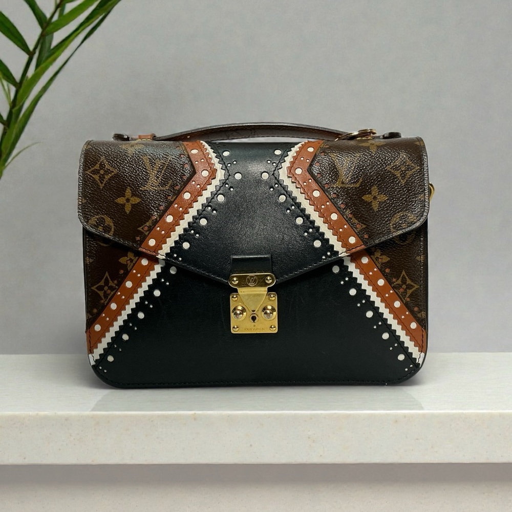 Louis Vuitton Monogram Pochette Métis Brogue Limited Edition